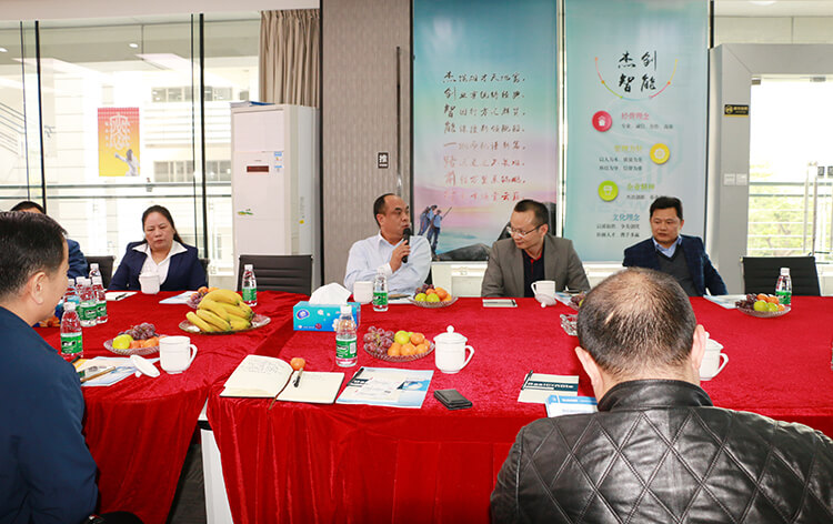 1516704773474597.jpg 自由交流1.jpg